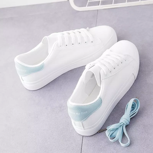 Vendita calda da donna scarpe da ginnastica sportive Casual di alta qualità nuova in pelle sintetica illuminata da sole comode scarpe da donna