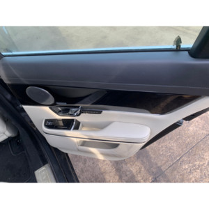 JAGUAR XJ (X351) impiallacciatura KIT (BASE ruota corta) pianoforte nero - Product Image 3