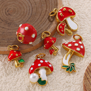 จี้ผลไม้ผัก 3 มิติ น่ารัก ยี่ห้อ Yieryi รูปเห็ดพริกสีแดงเคลือบเงา ทำจากสแตนเลส เหมาะสำหรับสร้อยข้อมือ สร้อยคอ DIY - Product Image 2