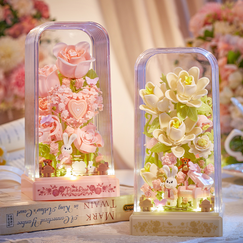 Première floraison rose et réconfortante du gardénia