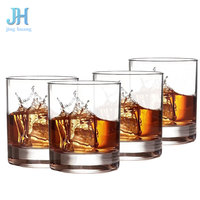 Vente en gros de verres à whisky modernes miniatures avec logo personnalisé, ensemble de verres à shot avec base épaisse, réutilisables, de haute qualité