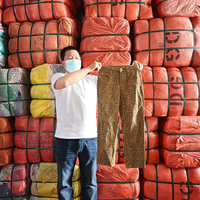 Grosir Partai Besar 19kg Bale Pakaian Musim Panas Korea Ukuran Campur Celana Kasual Bekas Wanita