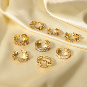 Trendi Cincin Tembaga Putih Emas Asli 18K <span class=keywords><strong>Zirconia</strong></span> Kubik Pengaturan Pave Cincin Tembaga Desain Dapat Disesuaikan untuk Wanita