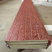 Panneaux muraux isolés préfabriqués en mousse de polyuréthane à installation rapide pour maison modulaire