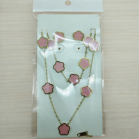 Conjunto de Collar, Pulsera y Aretes de Trébol de Cinco Hojas con Forma de Flor de la Suerte, Chapado en Oro de 18k, de Acero Inoxidable, para Mujer