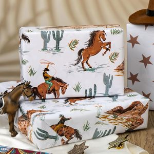 Papier cadeau réversible Homeral Cowboy 17 pouces x 16,5 pieds, motif cheval de rodéo et étoiles, pour garçons - Product Image 4