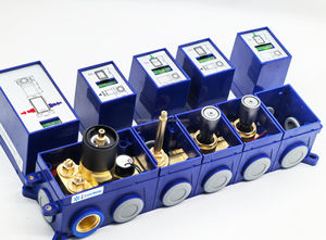 زر ضغط نحاسي أسود ذو اتجاهين مخفي ، دش متعدد الوظائف مع LED ، - Product Image 2