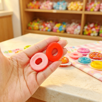 Zoete blokjesvormige fruitgummies in doos Kindercadeaus & snacks Supermarkten