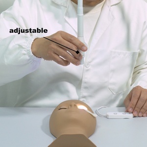Lampe à cils UV/LED Pinky leem réglable en hauteur, précision, avec plateau et kit - Product Image 1