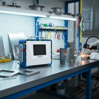 Équipement de soudage au laser à points QCW de précision 600W, source de fibre quasi continue pour travaux sur tôles fines