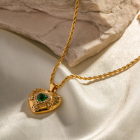 Vente flash - Collier avec pendentif en forme de cœur en acier inoxydable plaqué or 18 carats pour femmes