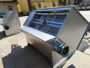 Automatic Inclined Screen Solid-Liquid <strong>Separator</strong> With Vibration Separation Method Core Components Including Engine And Gearbox - Product Image 4