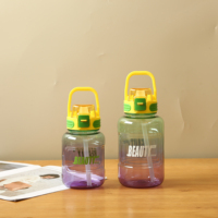 Bouteille d'eau de sport grande capacité avec poignée et paille, gourde portable réutilisable pour la gym, le fitness et les activités de plein air