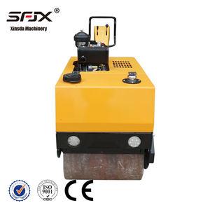 รถบดถนนแบบดรัมเดี่ยว SPJX 15 กิโลวัตต์ สีเหลือง เครื่องยนต์ Xinsda Machinery อุปกรณ์ก่อสร้างขนาดกะทัดรัด - Product Image 1