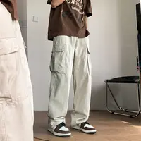 How to style cargo pants according to Korean fashion