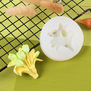 Baru DIY 3D buket Tulip cetakan silikon buket lilin aromaterapi cetakan Gel tetes gipsum - Product Image 4