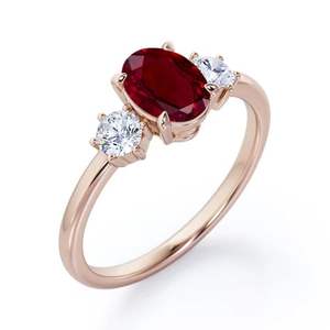 แหวนหมั้นเงินแท้ 925 ประดับทับทิมทรงรี 0.8 กะรัต พร้อมทับทิมโมอิสซาไนต์เคลือบโรเดียม เหมาะสำหรับงานแต่งงาน - Product Image 2