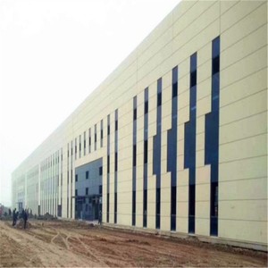 <span class=keywords><strong>Entrepôt</strong></span> logistique préfabriqué en structure légère en acier ASTM, atelier, bâtiment industriel et commercial avec services de soudage - Product Image 5