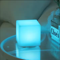Lámparas de Mesa LED en Forma de Cubo Brillante para Dormitorio, Jardín, Centro Comercial, Luz Ambiental Colorida, Pequeña Lámpara de Cubo para Restaurante