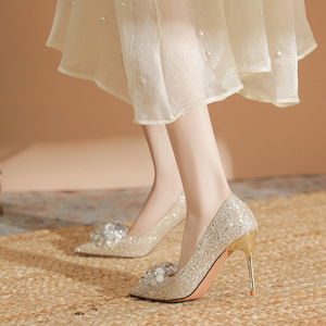Escarpins tendance à paillettes, bout pointu, talon aiguille, chaussures de mariée avec décoration florale - Product Image 2
