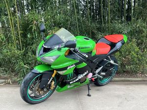 <span class=keywords><strong>Moto</strong></span> à essence d'occasion Kawasaki ZX-6R, 4 cylindres, refroidissement par eau, injection électronique de carburant, <span class=keywords><strong>600</strong></span> cm³, Chine, >80 km/h - Product Image 4