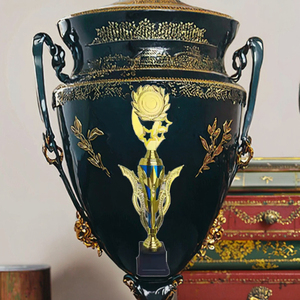 <span class=keywords><strong>S</strong></span>-XXL usine en gros créatif doré galvanoplastie en plastique trophée tasse à la main <span class=keywords><strong>prix</strong></span> de la qualité avec impression UV bon <span class=keywords><strong>prix</strong></span> - Product Image 2