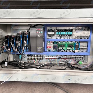 Máquina de conformado de precisión para rodillos de engranajes y cojinetes, sin arañazos, totalmente automática, controlada por PLC, para quillas de partición - Product Image 3