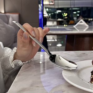 Cuillère à dessert à long manche en acier inoxydable 316, style occidental, cuillère à glace à tête plate, cuillère à manger pour adultes - Product Image 3