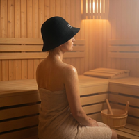 Bonnet de Douche Banya en Laine Mérinos Noire avec Logo Personnalisé – Soin Capillaire Réutilisable et Écologique, Absorbant la Transpiration et Durable pour Spa et Bien-être
