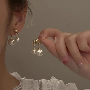 Venta al por mayor banquete boda joyería nupcial pendientes de lujo elegante único perla Stud pendientes para las mujeres - Product Image 3