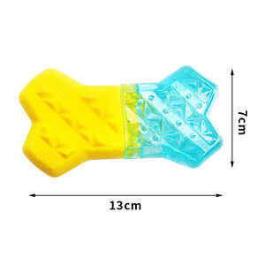 Juguetes Masticables Refrigerantes para Perros, Juguetes para Masticar Congelables para Mascotas, Juguetes para Masticar con Forma de Pescado y Helado para Cachorros de Verano - Product Image 3