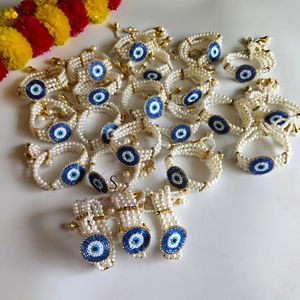 Bracelet élastique perlé blanc style bohème pour femme, avec perles et travail Kundan, idéal pour mariage et cadeau de remerciement - Product Image 5