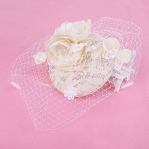 Fascinadores de Marfil: Horquilla Nupcial con Velo Floral y Plumas, Estilo Distintivo para Mujer, Fiesta y Boda - Product Image 6