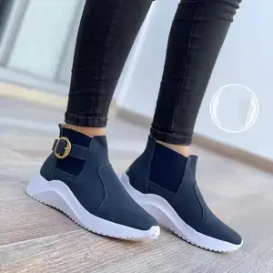 Moda más popular nuevo diseño de gran tamaño mujeres primavera europea y americana cabeza redonda hebilla de metal <span class=keywords><strong>zapatos</strong></span> casuales de alta calidad - Product Image 1
