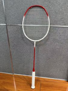 Raquette de <span class=keywords><strong>badminton</strong></span> légère de haute qualité 5U 78g pour débutants, en fibre de carbone 24T pré-cordée 24lbs, idéale pour un jeu facile. - Product Image 6