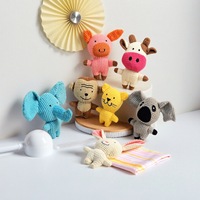 Jouets en peluche pour chiens qui couinent pour chiots Jouets en peluche durables à mâcher Jouets en peluche à mâcher avec des sifflets pour petits et moyens chiens