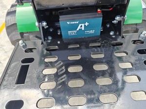 Produits les plus vendus : Camion malaxeur à béton sur chenilles compact Htm-300, 6,5 CV, haute efficacité, neuf - Product Image 4