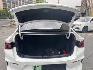 2020-2021 BYD E3 Travel Version Voiture électrique d'<span class=keywords><strong>occasion</strong></span> Boutique Autonomie 401km Boîte <span class=keywords><strong>automatique</strong></span> Turbo Engine R16 FWD Direction gauche Cuir - Product Image 5