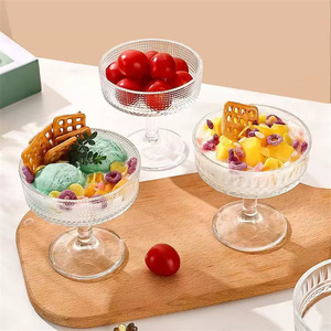 Vintage Gestreifte Geprägte Glas-Dessertschalen Eisbecher mit Fuß Verdickte Sundae-Joghurtbecher Doppelwandig Wiederverwendbar BPA-frei - Product Image 6