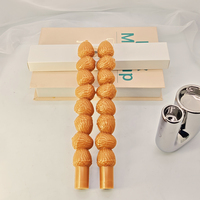 Bougies de pilier artisanales en forme de gland et de citrouille sans fumée, colorées et parfumées, idéales pour la décoration intérieure ou les cadeaux.