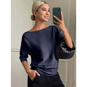 เสื้อสเวตเตอร์แขนสั้นคอวีสีแดงเบอร์กันดีสำหรับผู้หญิง - Product Image 5