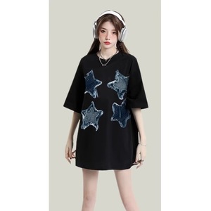 <span class=keywords><strong>เสื้อ</strong></span>ยืดโอเวอร์ไซส์ชายหญิงแฟชั่นแนวสตรีทแวร์ผ้าเดนิมเย็บปะรูปดาวแนวสตรีทใส่ได้ทั้งชายและหญิง - Product Image 4