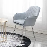 Offre Spéciale Mobilier de maison Chaise de salle à manger Restaurant Prix bon marché Dine Metal Steel Frame Chairs Velvet Ding Chair avec pied en or