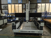 Máquina de corte de espuma CNC de alta resistencia con un solo husillo para patrones de fundición de espuma perdida, fabricación de moldes de EPS, motor de engranajes RichAuto Syntec