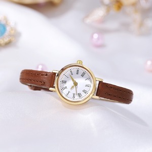 Nouvelle Montre Femme Design Compact 2025 – Petite Montre de Luxe en Quartz avec Pierres, Vente en Gros - Product Image 1