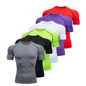 स्टॉक उच्च गुणवत्ता वाले पुरुषों की लघु आस्तीन स्पोर्ट्ससंपीड़न बेस-लेयर योग रनिंग जिम टी शर्ट