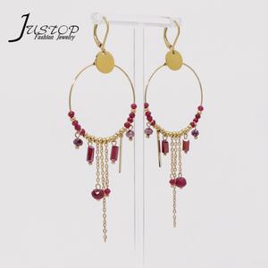 ต่างหูระย้ากลมคริสตัลสีแดงลูกปัดหินธรรมชาติ - Product Image 1