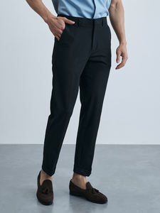 بنطلون رجالي أسود مستقيم بطول تسعة أرباع، متعدد الاستخدامات، لا يحتاج للكي، مضاد للبكتيريا، مرن، مناسب للأعمال والملابس الكاجوال، تصميم ضيق، صنع في الصين ODM - Product Image 3