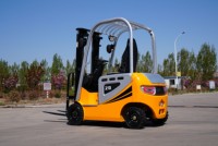 Chariot élévateur électrique à contrepoids chinois de 1,5 tonne et 2 tonnes