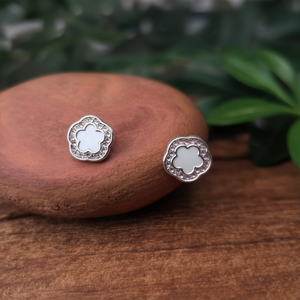 YE200-S140-18922S Fashion <b>Stud</b> <b>Earrings</b> - Product Image 3